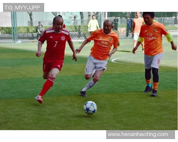 足球明星纹身艺术全景展示揭秘他们背后的故事与意义