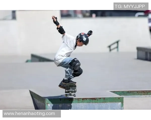 滑板精英赛点评：北京极限运动队的配合表现